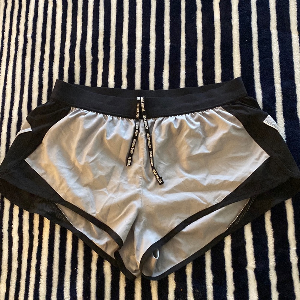 NWOT Victorias Secret Sport Running Shorts Size Medium